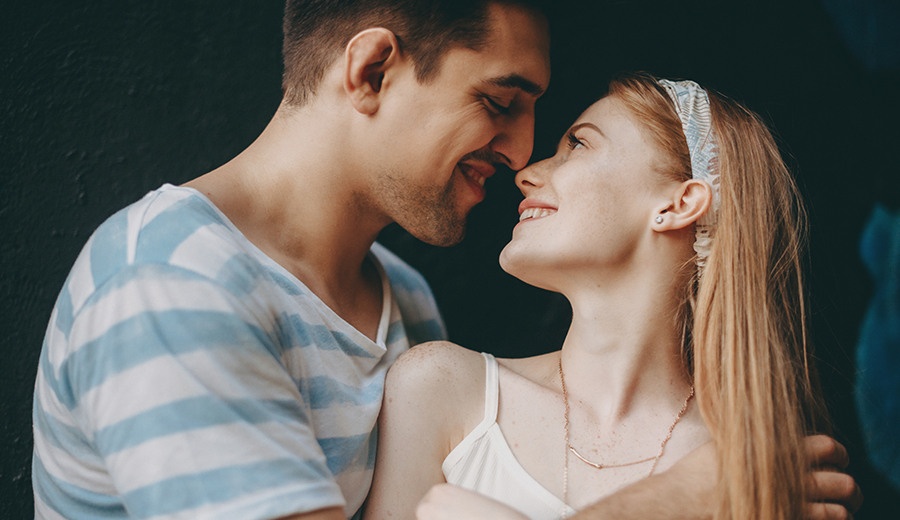 Seslivatan .com 10 yıldır kesintisiz olarak  sesli chat